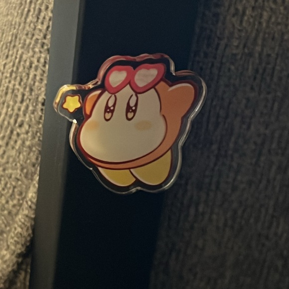 Handmade Kirby magnet - Picture 4 of 5